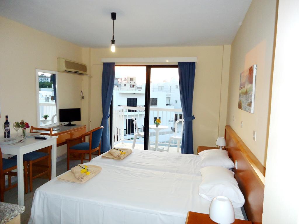 Marisa Hotel Apartments Ayia Napa Bilik gambar
