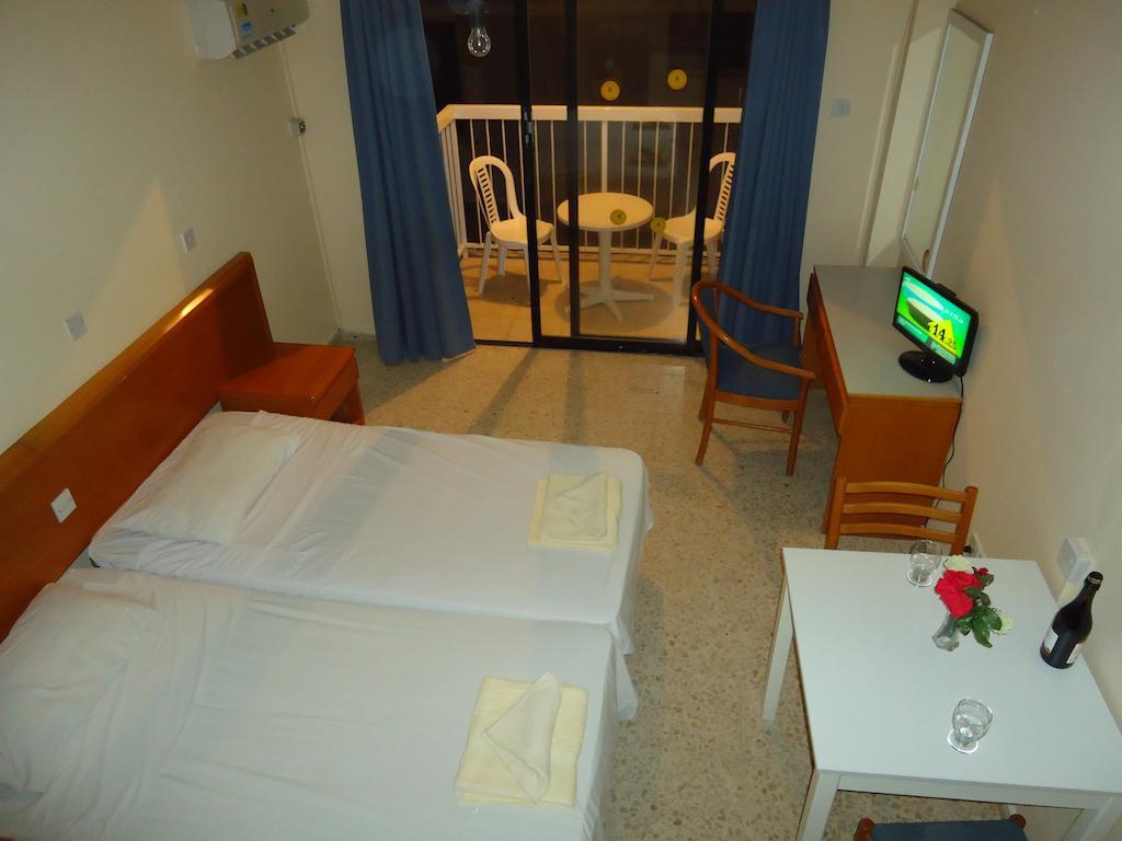 Marisa Hotel Apartments Ayia Napa Luaran gambar